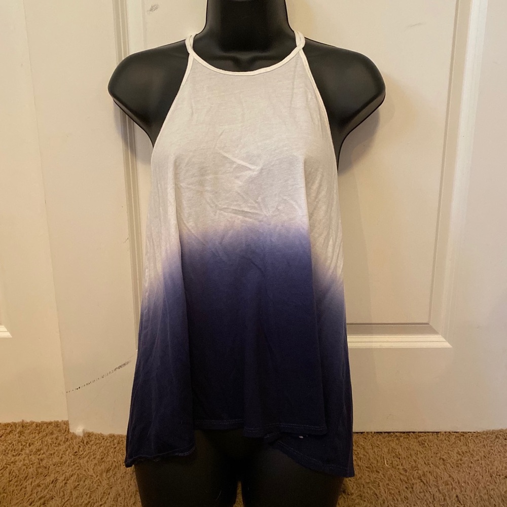 Hollister tank